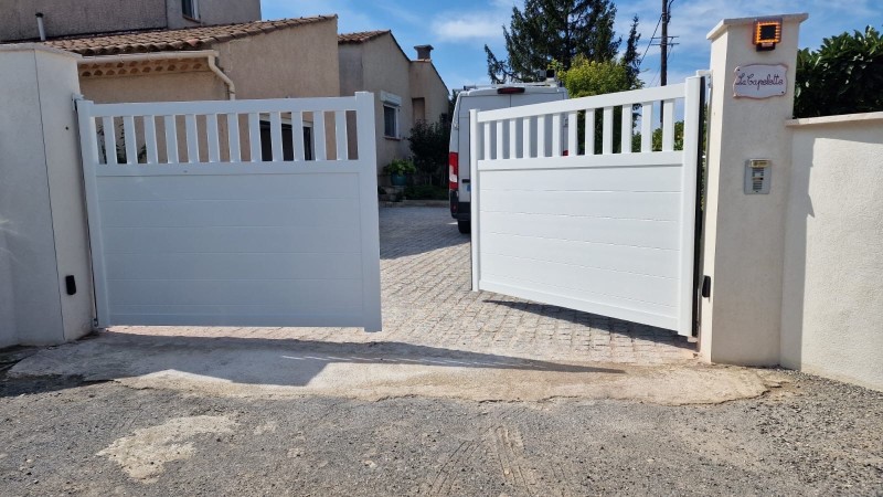 Portail en Aluminium motorisé sur la commune de LES MEES