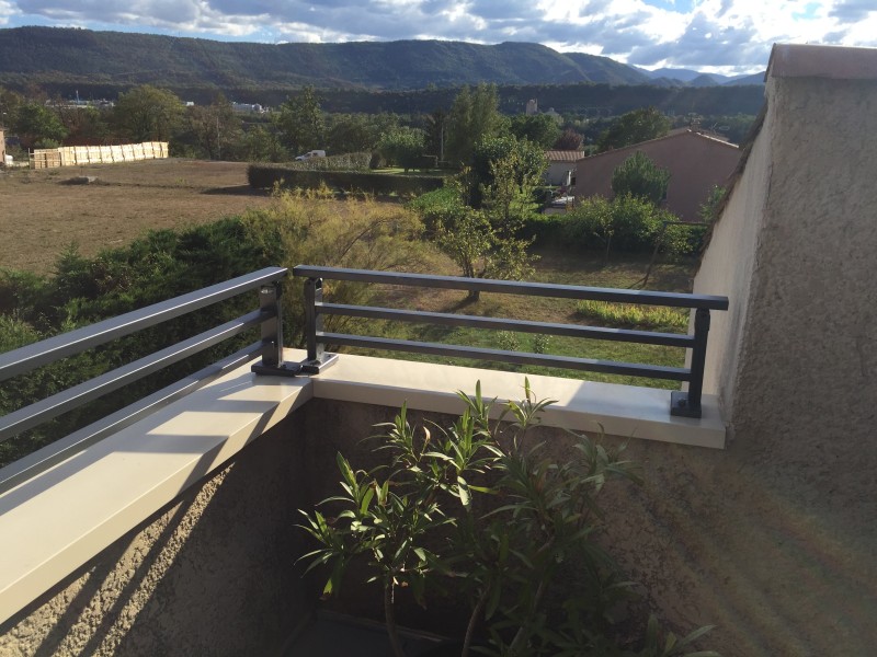 Mise en place d'un garde corps sur SISTERON