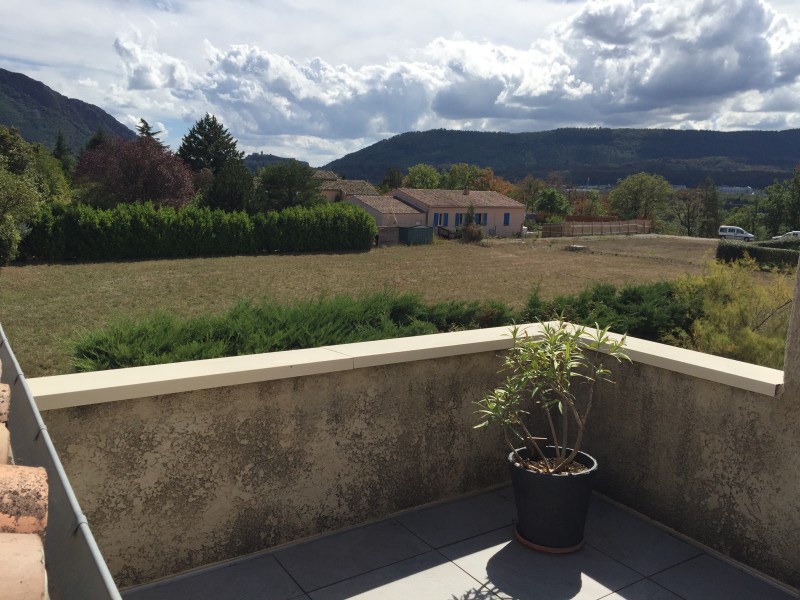 Préparation à l'nstallation d'un garde corps sur SISTERON