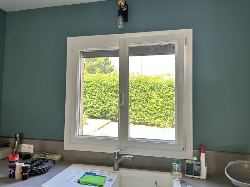 Installation fenêtres PVC et volets roulants sur Manosque