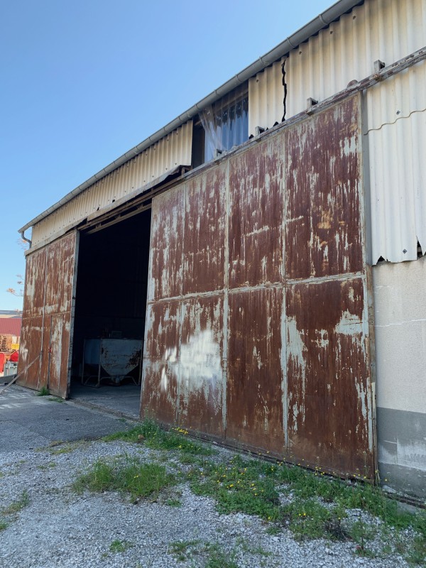 Remplacement porte par rideau métalique sur MANOSQUE