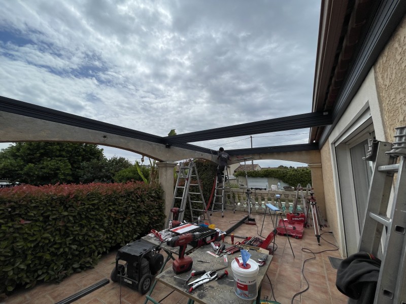  installation d’une pergola bioclimatique sur Volx