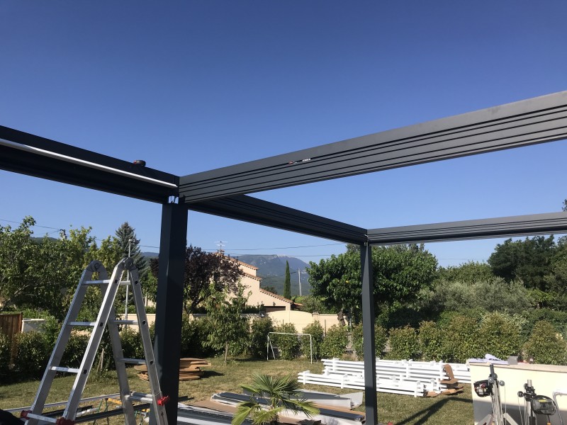 pergola bioclimatique 8x4 sur SISTERON